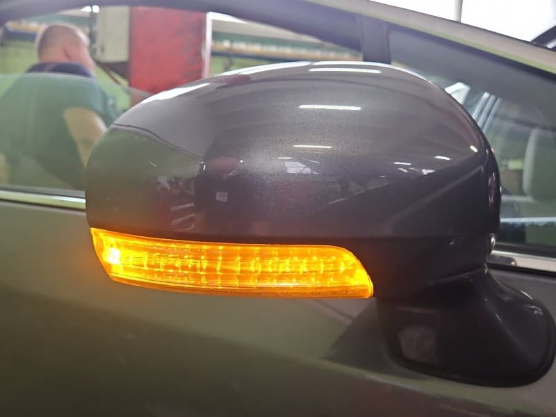 Lusterko prawe Toyota Avensis III T27 9pin, elektrycznie składane europa