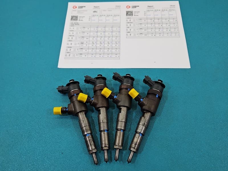 TESTOWANY Komplet wtryskiwaczy Peugeot 207 1,4 hdi 0445110252