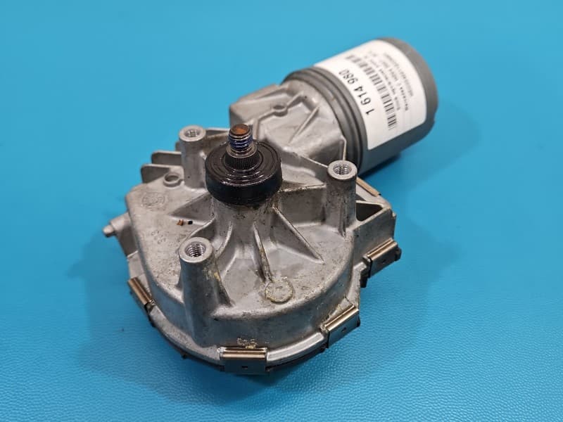 Silniczek Silnik wycieraczek przód Mercedes W204 Mercedes 4PIN 1397220666