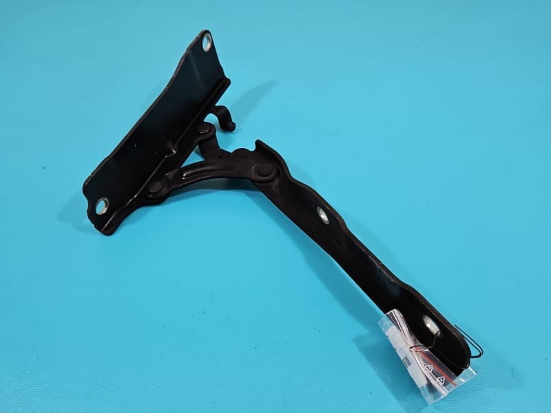 Zawias maski lewy Kia Optima IV 15-20 czarny ABP - AURORA BLACK PEARL