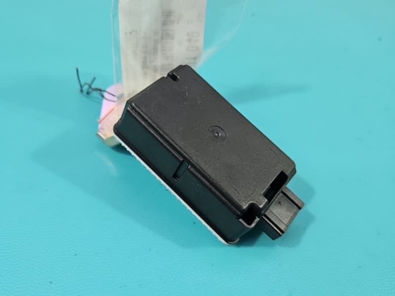 Sterownik moduł 6 PIN Suzuki Vitara II 15- 3B310-63U01 AAA22954502