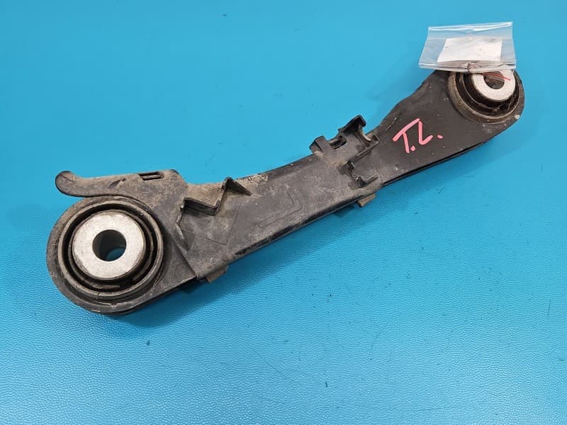 Wahacz tył lewy BMW G14 G15 G16 6867537