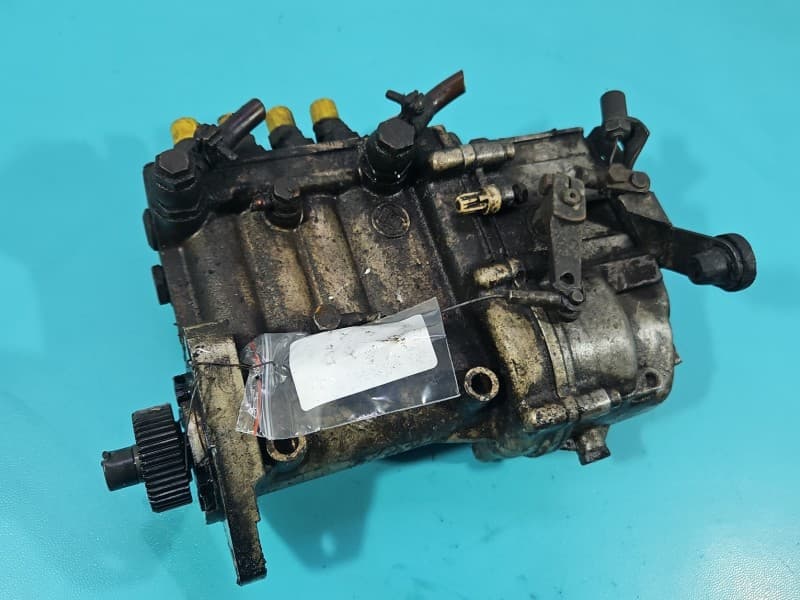 Pompa wtryskowa Lublin 2,4d RV4M35021003326 4M3083T