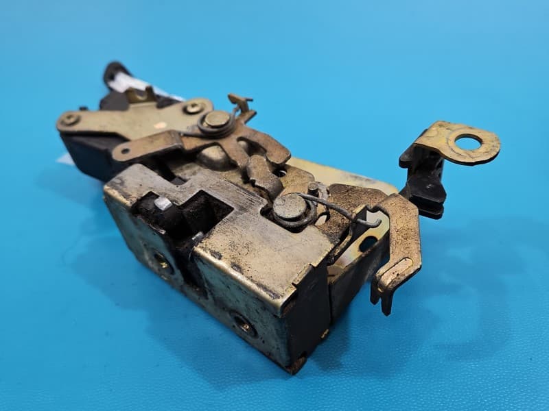 Zamek przód prawy Smart Fortwo I 98-07 EUROPA 3+2+2pin