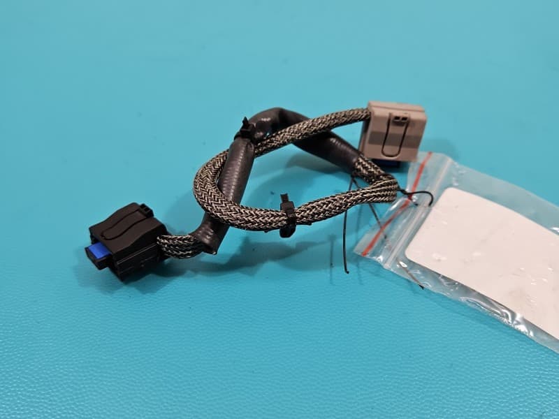 Wiązka instalacja Lewa strona Kabel przewód wysokiego napięcia D3S 517941033B WIĄZKA REFLEKTORA Vw Golf VII 517941033B D3S