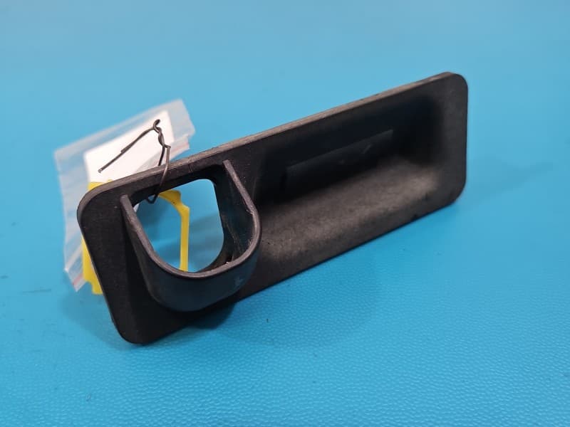 Klamka klapy tył Kia Ceed III 18-21 99240-J7050