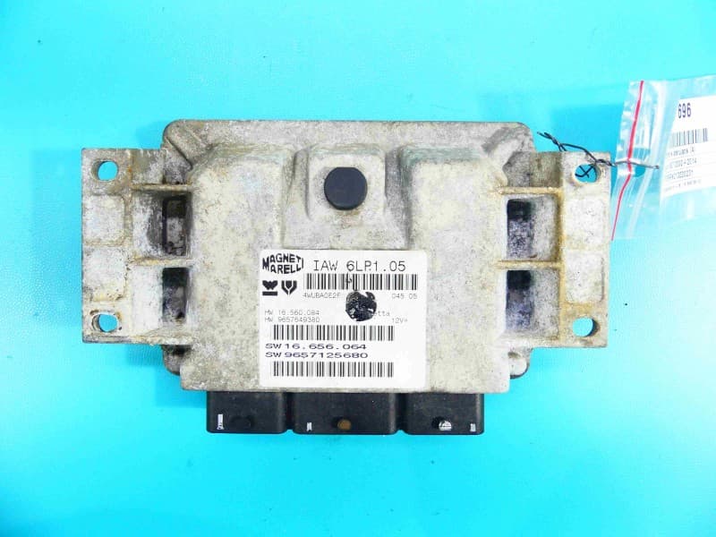 Komputer Sterownik silnika Peugeot 807 2,0 16v IAW6LP105 9657125680