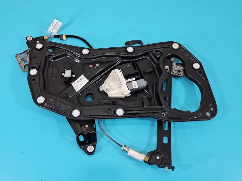 Podnośnik przód lewy SZYBY WINDA 3C8959701 3C8837461K 914849-140 Vw Passat CC 4d sedan