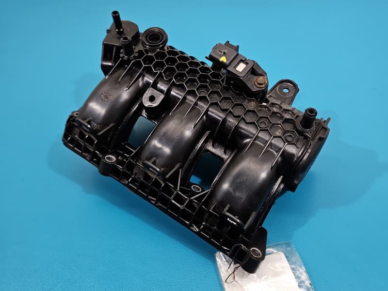 Kolektor ssący Peugeot 2008 II 19- 1,2 12V 9842272880