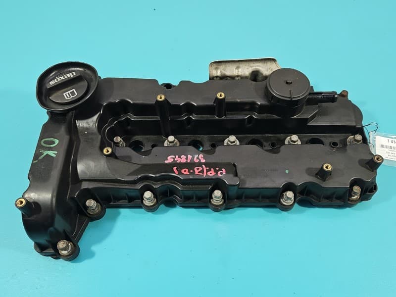 Pokrywa zaworów Opel Astra IV J 1,6 cdti 55598449