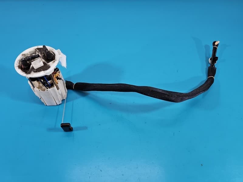 pompka Pompa paliwa Volvo XC60 I 08- 2,0d 31274669 0580204023 6 pin