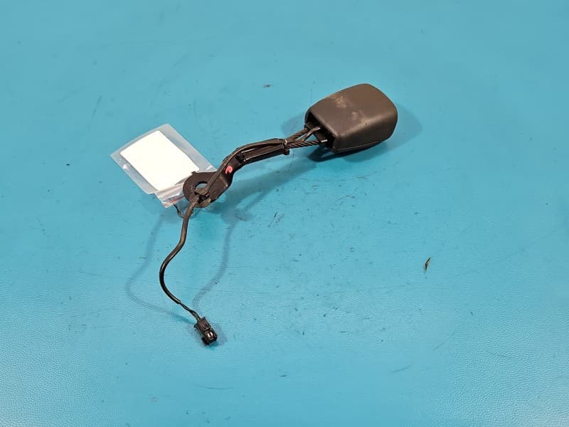 Pas bezpieczeństwa przód lewy kierowcy Mercedes W206 EU 34287930F 20686025029051