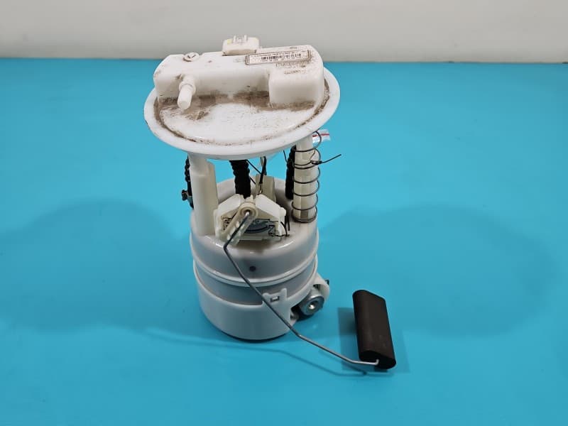 pompka Pompa paliwa Nissan Juke I F15 10-19 1,2 T 09756129900