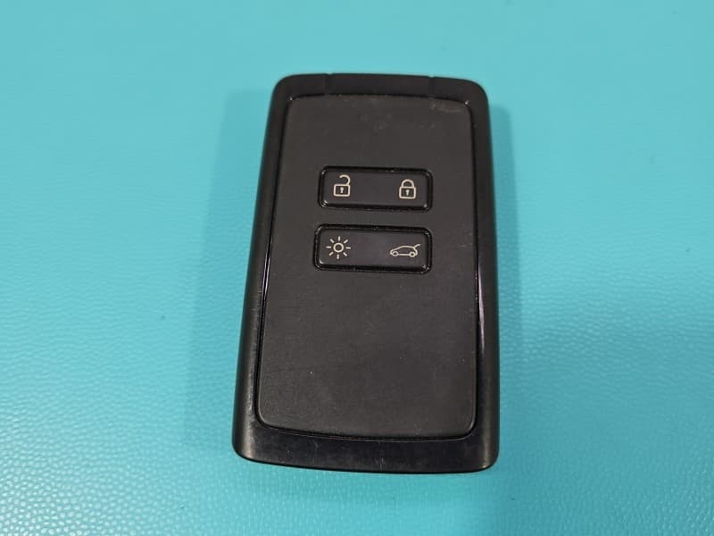 PILOT KLUCZYK KEYLESS Dacia Sandero III 20-