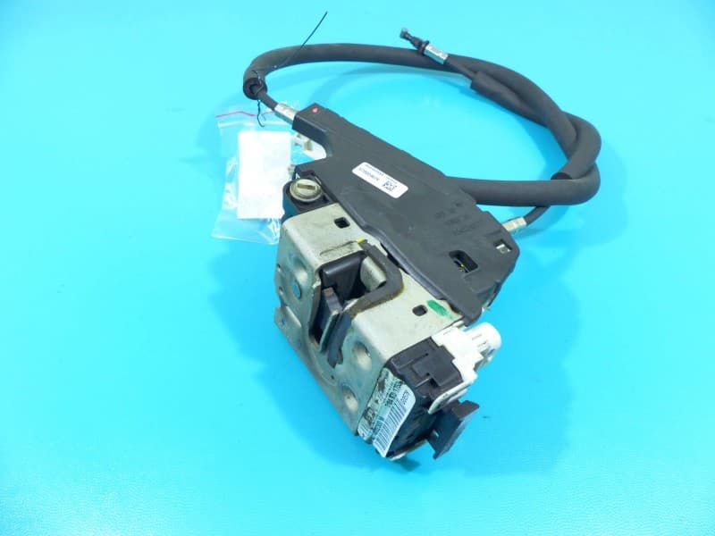 Zamek tył prawy Maserati Ghibli III 13- 6PIN 68203008AA 670004628