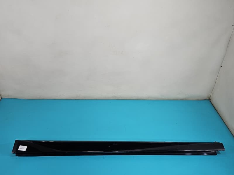 Listwa progowa lewa PRÓG NAKŁADKA Infiniti Q30 GG430-00130 czarny GAC