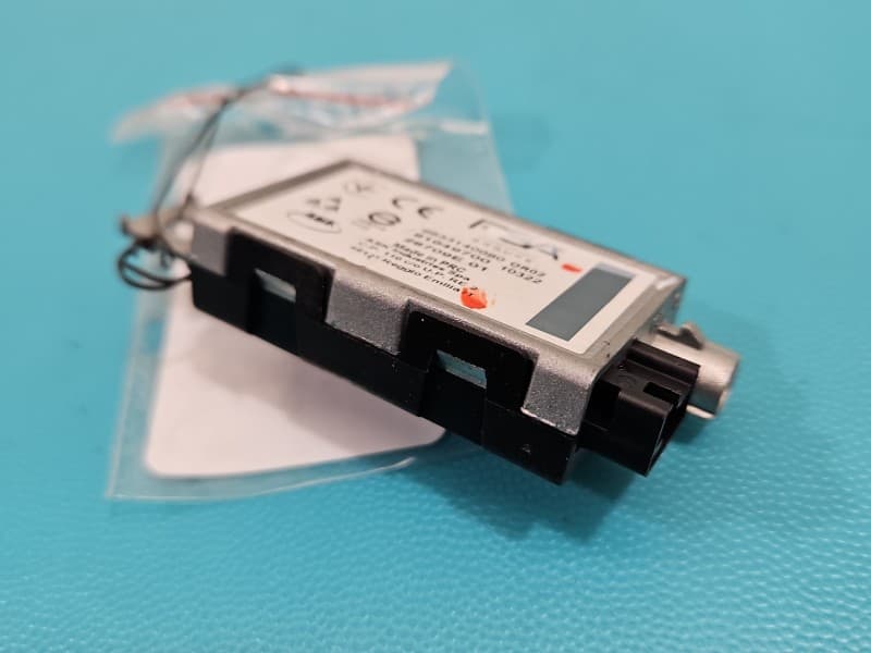Sterownik moduł WZMACNIACZ ANTENY Opel Astra VI L 9833140080 81649700 28709E01