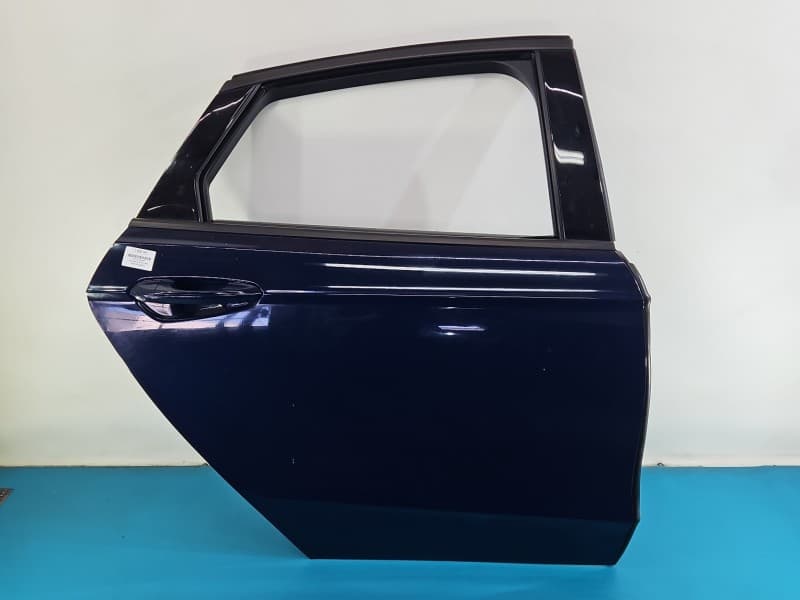 Drzwi tył prawe Ford Mondeo Mk5 HB 5d GD