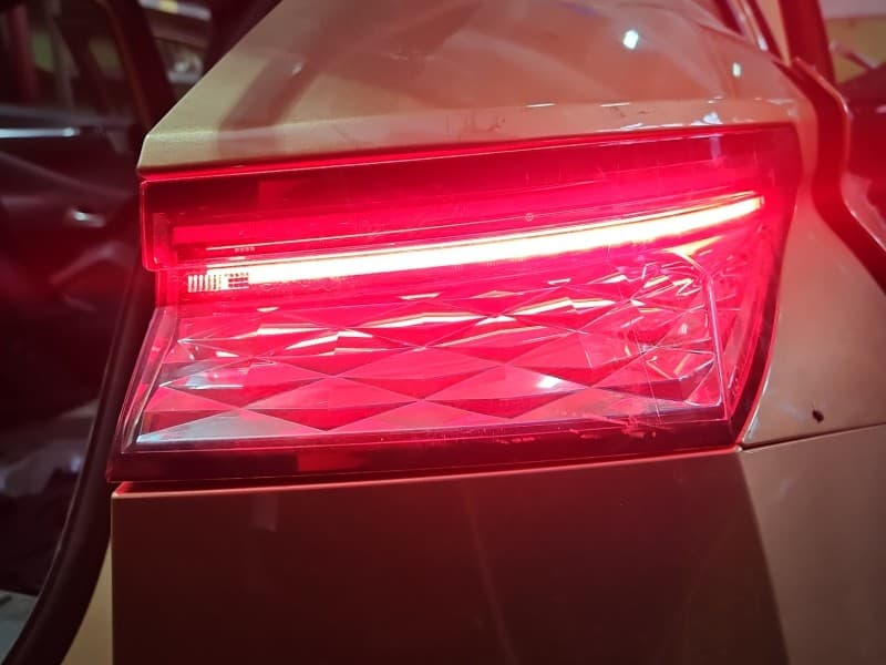 Lampa tył prawa błotnika CITROEN DS4 II 21- HB EUROPA 9844894780