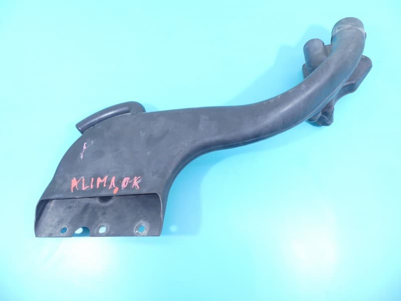 Rura Nissan X-trail II T31 2,0 dci 1028087V01 przewód WLOT POWIETRZA