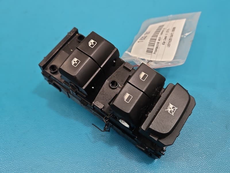 Przełącznik szyb Kia Ceed III 18-21 4 X SZYBY EU 93570J7120