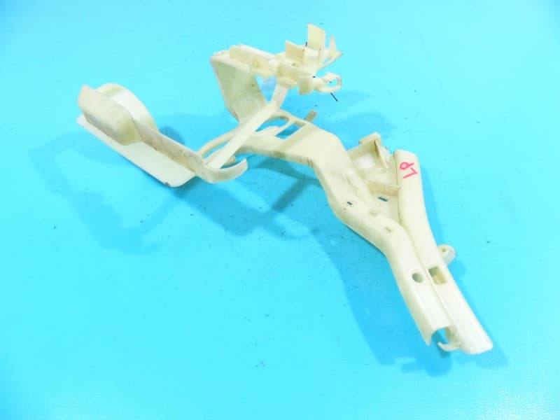 uchwyt mocowanie Vw Passat CC 3C8837867A