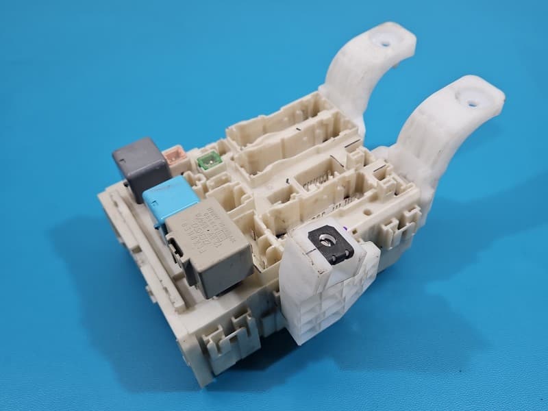 Sterownik moduł Toyota Prius II XW20 03- 82730-47290
