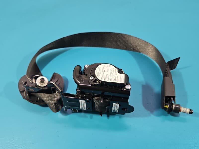 Pas bezpieczeństwa przód lewy kierowcy Hyundai I30 III 16- EU 88810G4500 88820-G4500