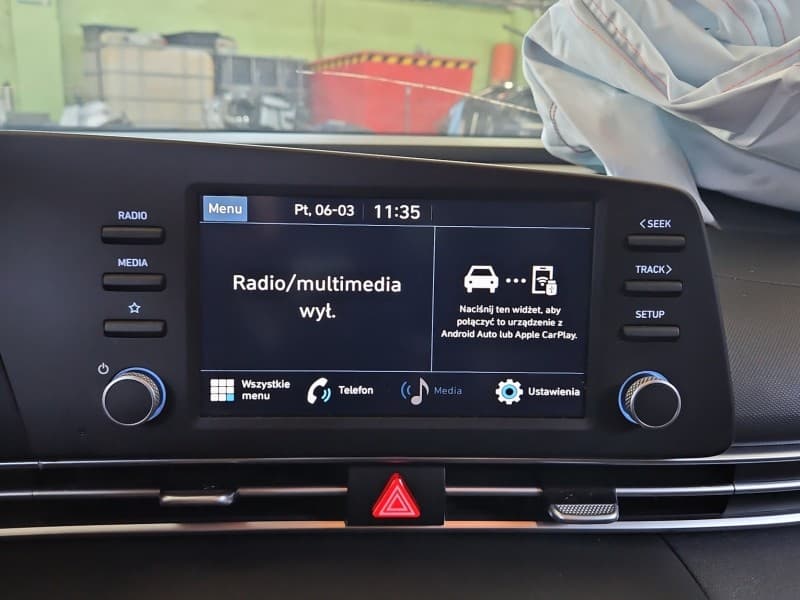 Radio fabryczne Hyundai Elantra VII 20- 96160-AA570 96160-AA570LS5 radioodtwarzacz
