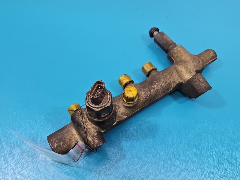 Listwa wtryskowa CZUJNIKI Opel Meriva A 1,7 cdti