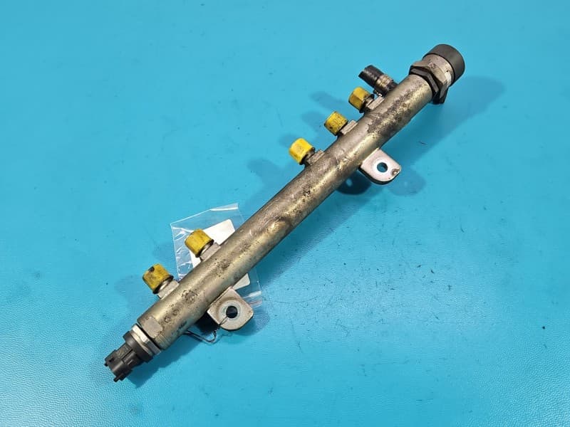 Listwa wtryskowa CZUJNIKI Opel Astra III H 1.3 cdti 0281002507 13421054 0445214086