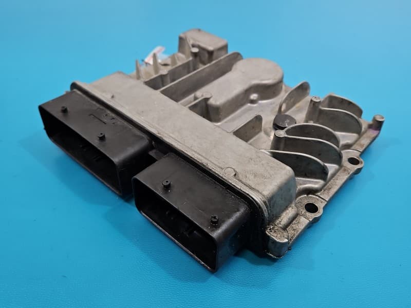 Komputer Sterownik silnika Opel Astra IV J 1,7 cdti 55588354 55579719