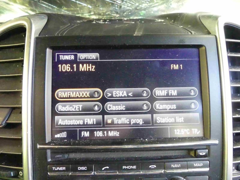 Radio fabryczne Porsche Cayenne II 7P5035884 7PP919193AF radioodtwarzacz