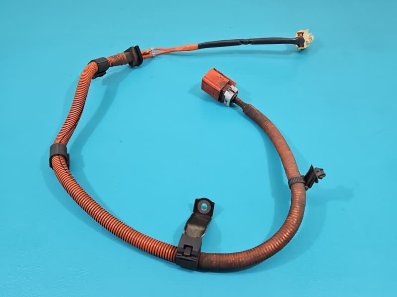 Wiązka instalacja Od falownika do sprężarki klimatyzacji . Brak nr LEXUS RX II 03-08
