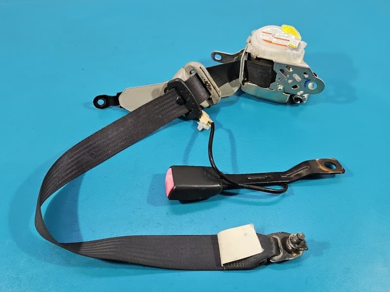 Pas bezpieczeństwa przód lewy kierowcy Suzuki Swift Mk6 EU 84940-62K1