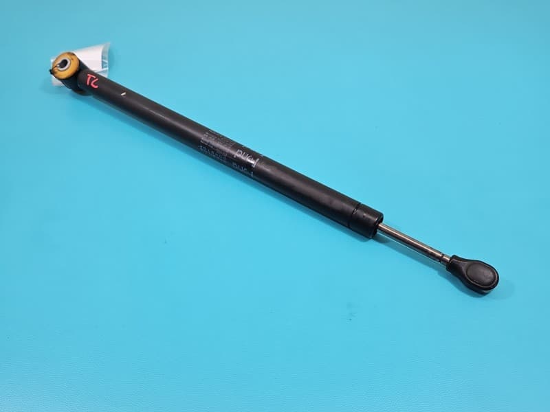 Siłowniki pozostałe Mercedes W221 3,0 CDI