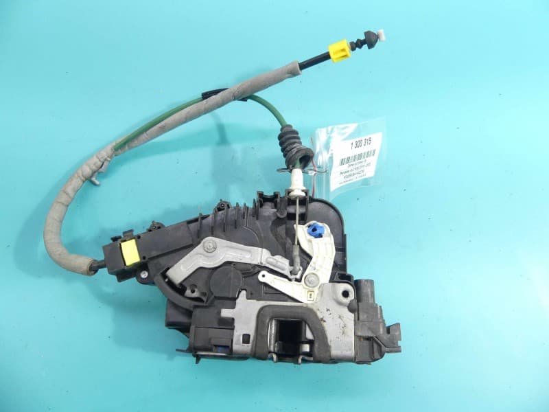 Zamek tył prawy MERCEDES GLC coupe X253 15- 4 pin A0997303800 A2220064099