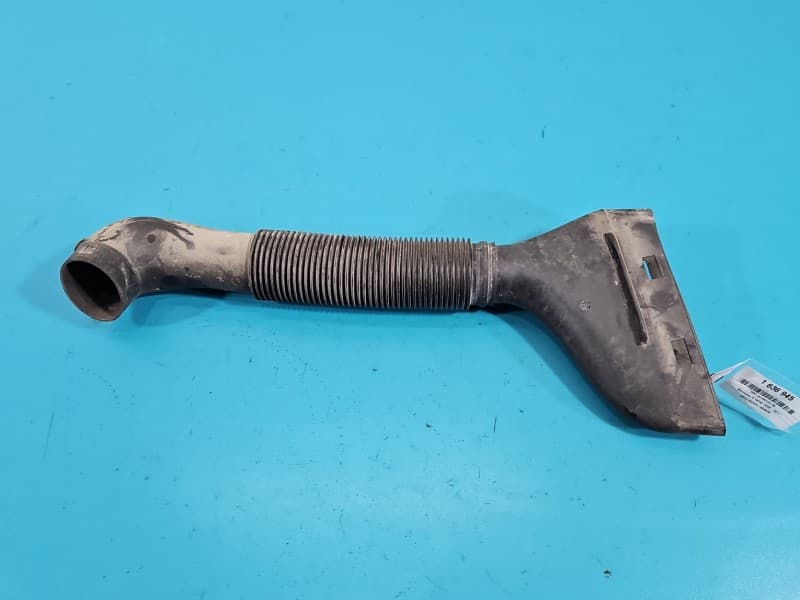 KIEROWNICA Wlot powietrza Mercedes W245 2,0 8V A2660940287