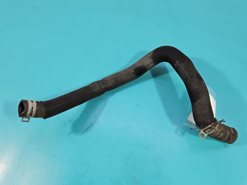 przewód wąż rurka wody Renault Megane IV 1,5 dci 924601840R