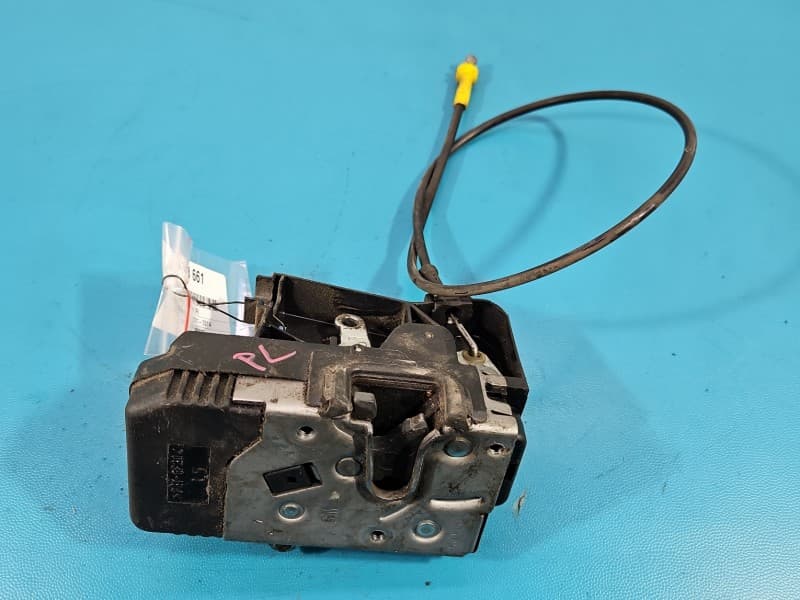 Zamek przód lewy Renault Trafic II EUROPA 8pin 8200008246 91166237
