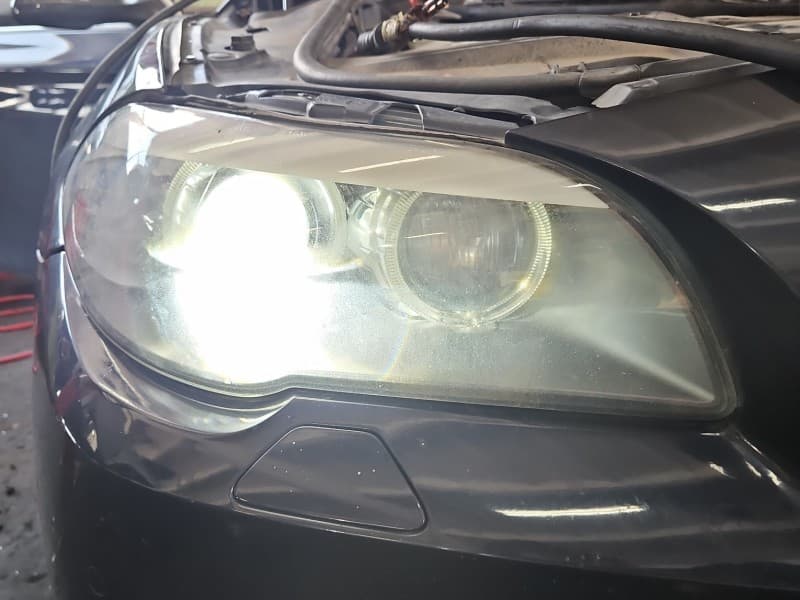 Reflektor prawy lampa przód Bmw f10 f11 EUROPA 7203252