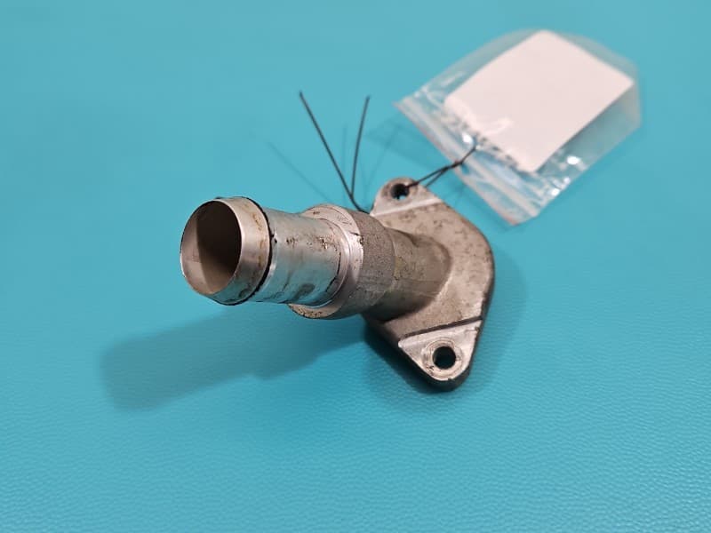 Opel Insignia B Czujnik oleju 2 PIN 55490805