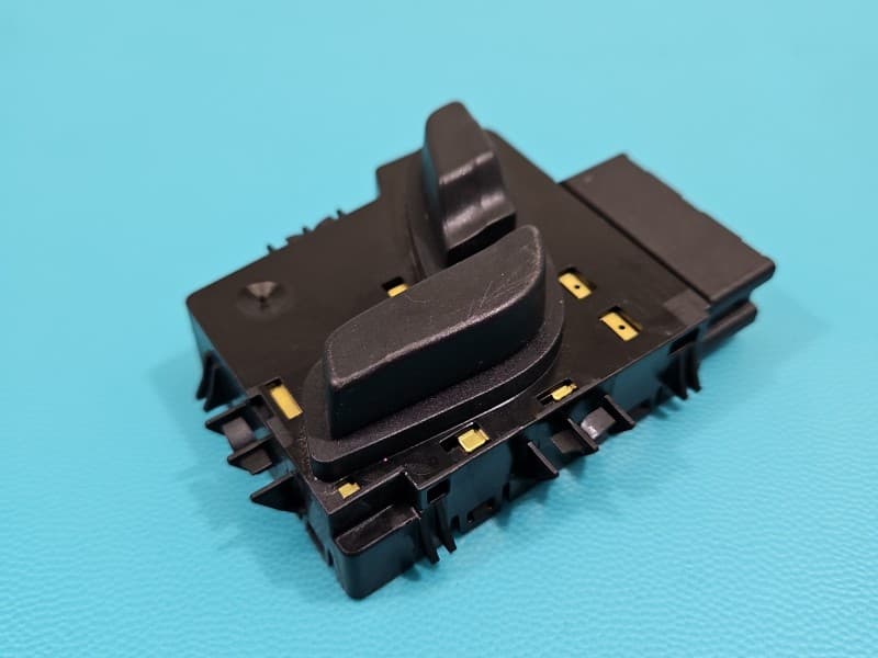 Przełącznik Fotel Przód Lewy Mercedes W205 A2059052702