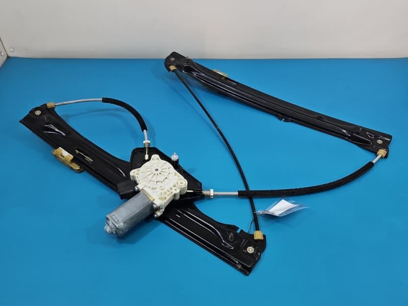 Podnośnik przód lewy SZYBY WINDA 7322747 BMW X3 F25 5pin 5d HB