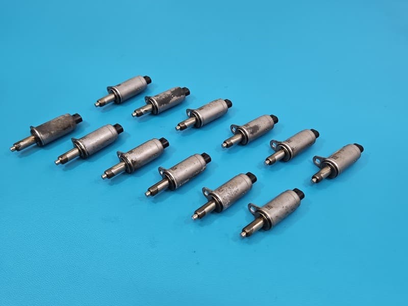Zawór pozostałe AUDI A4 B8 06E103697E 3,2 V6 FSI