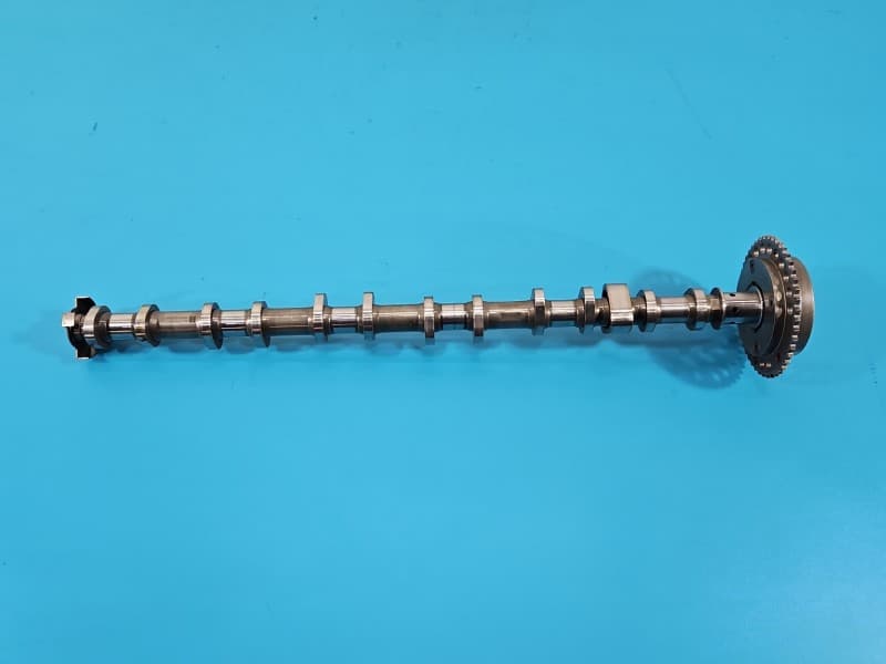 Wałek rozrządu BMW G14 G15 G16 3,0 R6 8631648 B58B30C 8629907