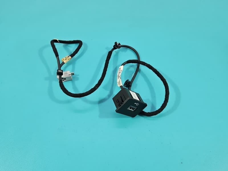 Gniazdo USB Ford Fusion USA 12-20 HG9T-14G332-AB HS7T-14D202-RC