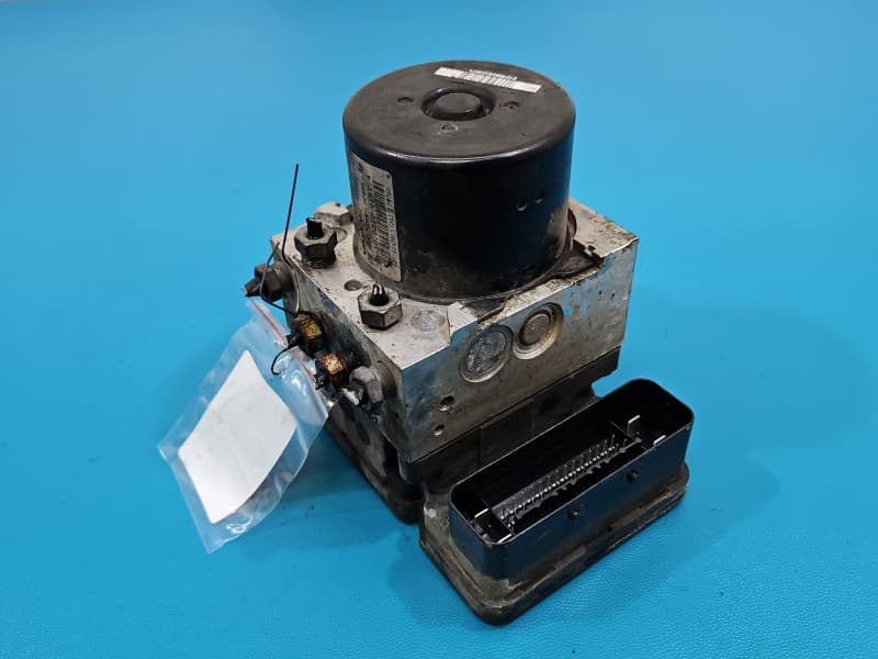 Pompa abs VOLVO V70 III 2,4 D5 31261142 7G9N-2C405-AC