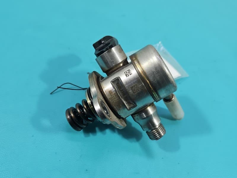 pompka Pompa paliwa Vw Tiguan II 16- 1,5 TSI 05E127027D