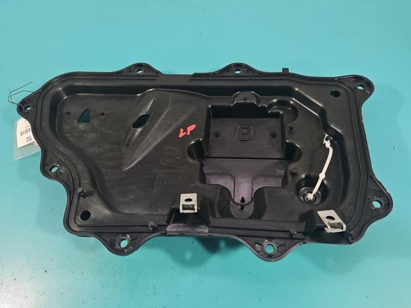 Osłona ZAŚLEPKA PLASTIK drzwi przód lewych Jaguar F-Pace 16- GX73-21123-A GX63-21123-AC